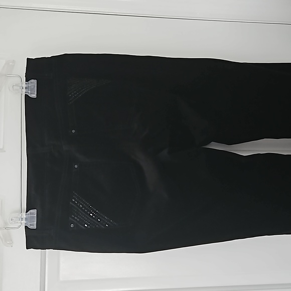 NWT WHITE HOUSE/BLACK MARKET Black Velvet Studded Boot Leg Pants Size 8R - Picture 11 of 16